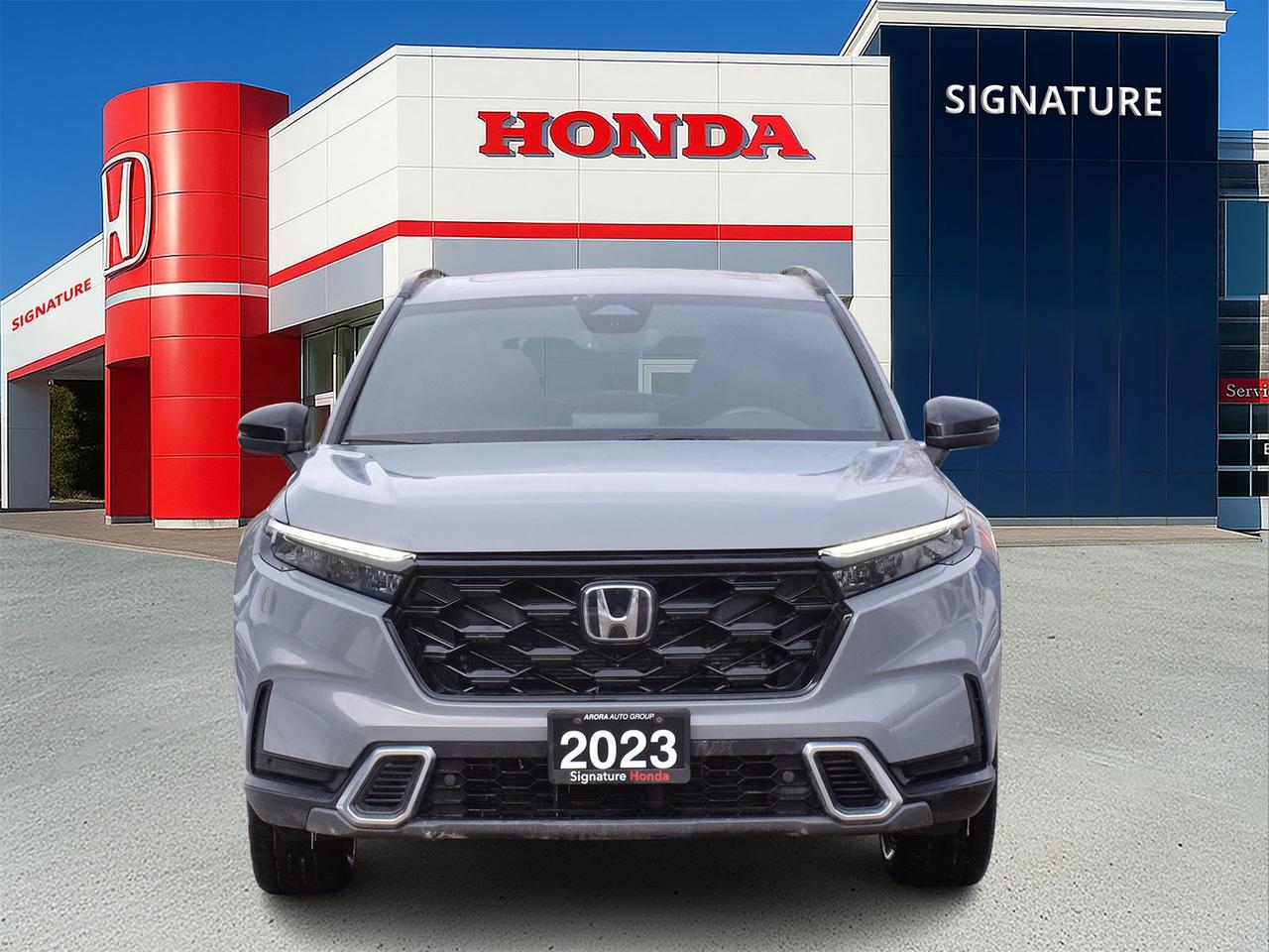 2023 Honda CR-V Hybrid Touring Photo2