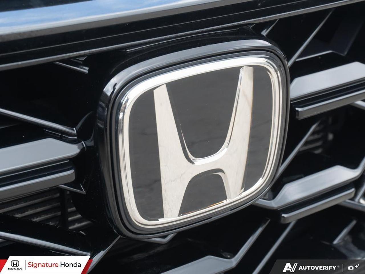 2023 Honda CR-V Hybrid Touring Photo