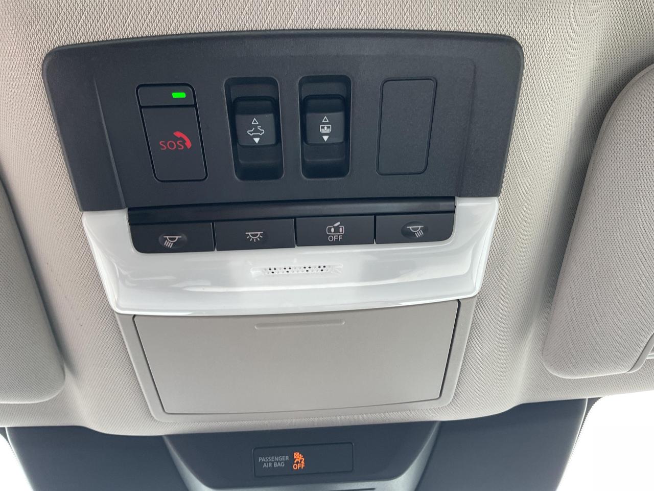 2023 Nissan Pathfinder SL 4dr 4x4 Photo