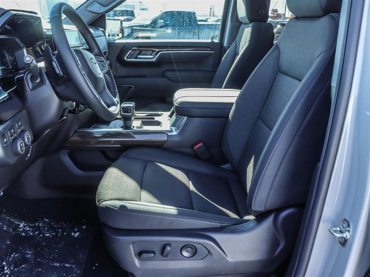 2026 Chevrolet Silverado 1500 Crew Cab Standard Box 4-Wheel Drive RST Photo