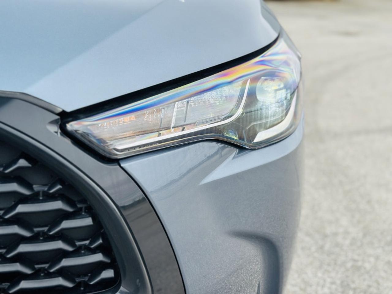 2025 Toyota Corolla Cross LE Photo