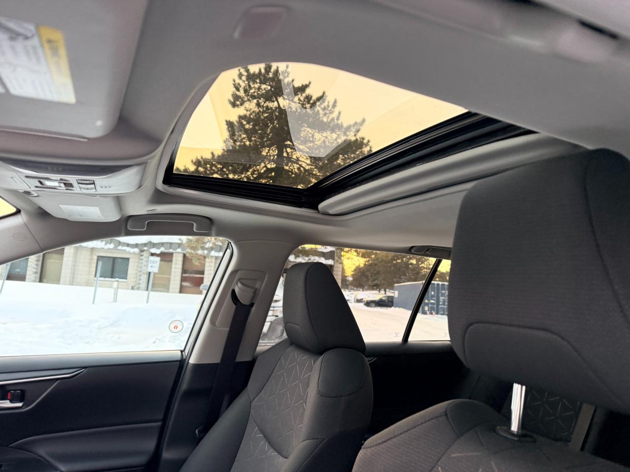 2023 Toyota RAV4 Hybrid XLE 4dr All-Wheel Drive Photo