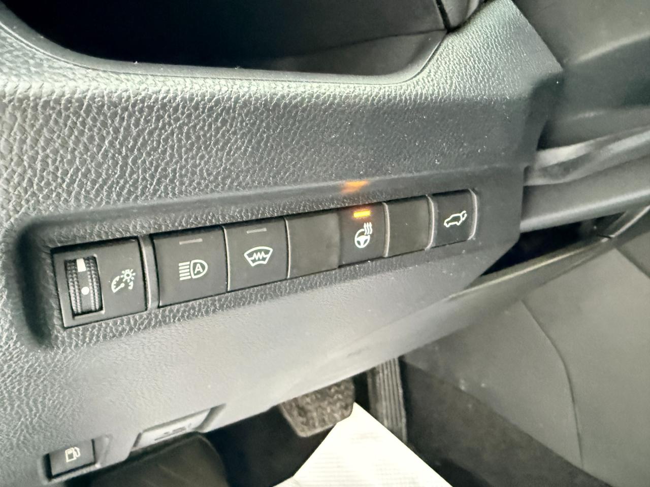 2023 Toyota RAV4 Hybrid XLE 4dr All-Wheel Drive Photo