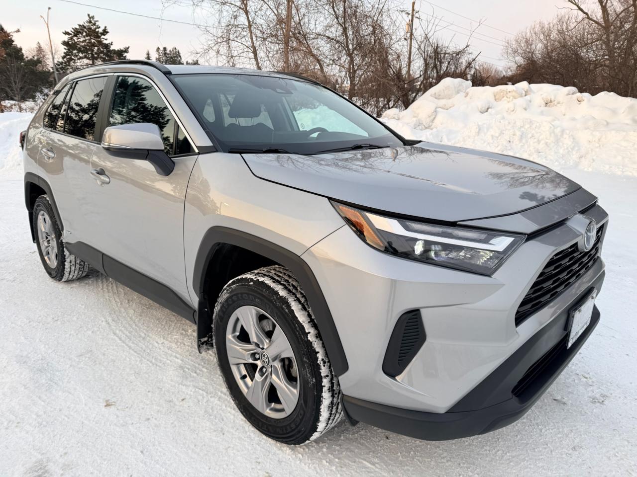 2023 Toyota RAV4 Hybrid XLE 4dr All-Wheel Drive Photo