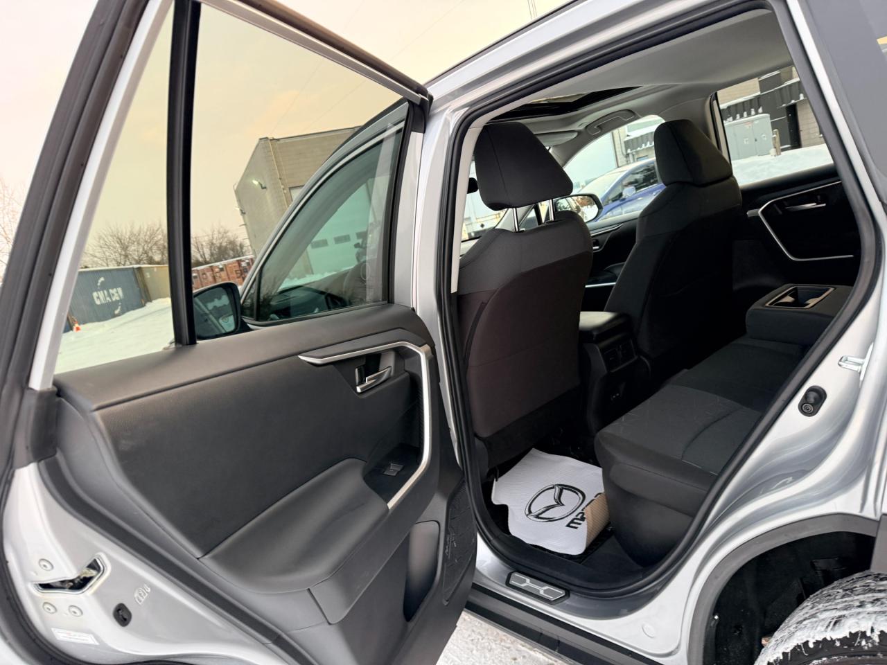 2023 Toyota RAV4 Hybrid XLE 4dr All-Wheel Drive Photo