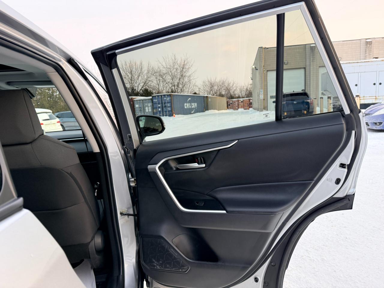 2023 Toyota RAV4 Hybrid XLE 4dr All-Wheel Drive Photo