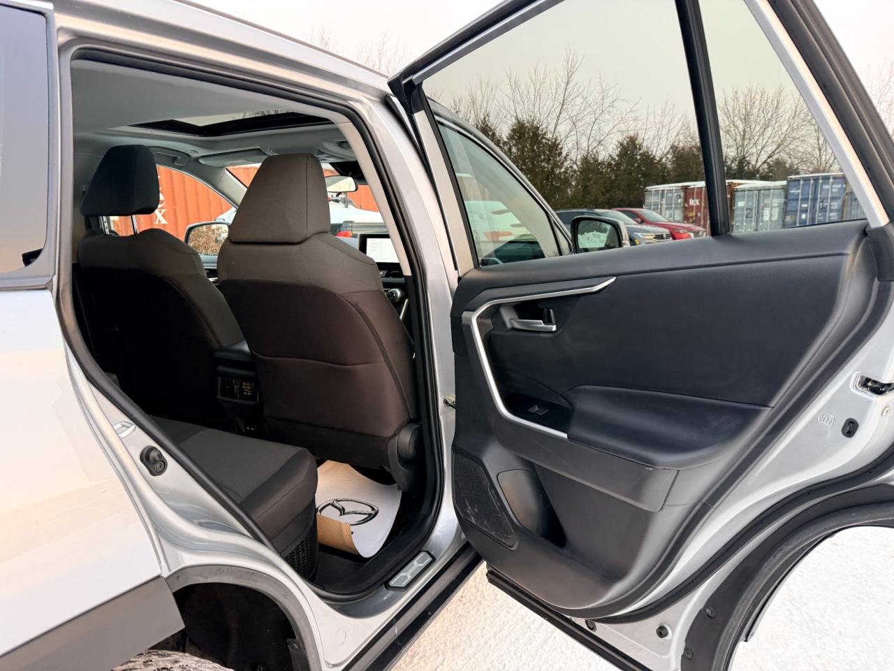 2023 Toyota RAV4 Hybrid XLE 4dr All-Wheel Drive Photo