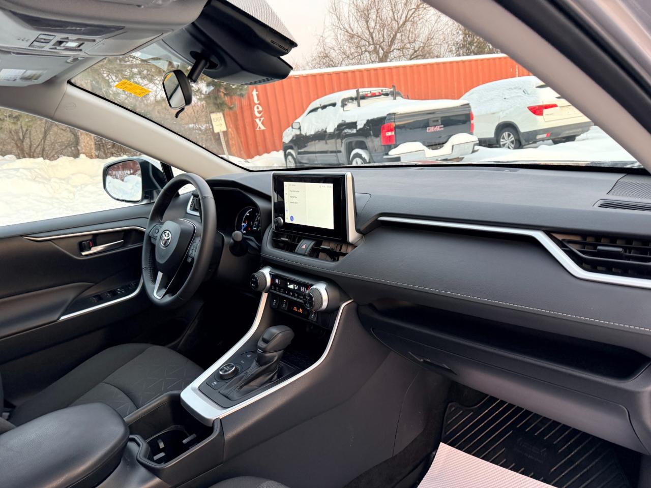 2023 Toyota RAV4 Hybrid XLE 4dr All-Wheel Drive Photo