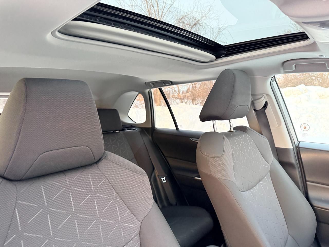 2023 Toyota RAV4 Hybrid XLE 4dr All-Wheel Drive Photo