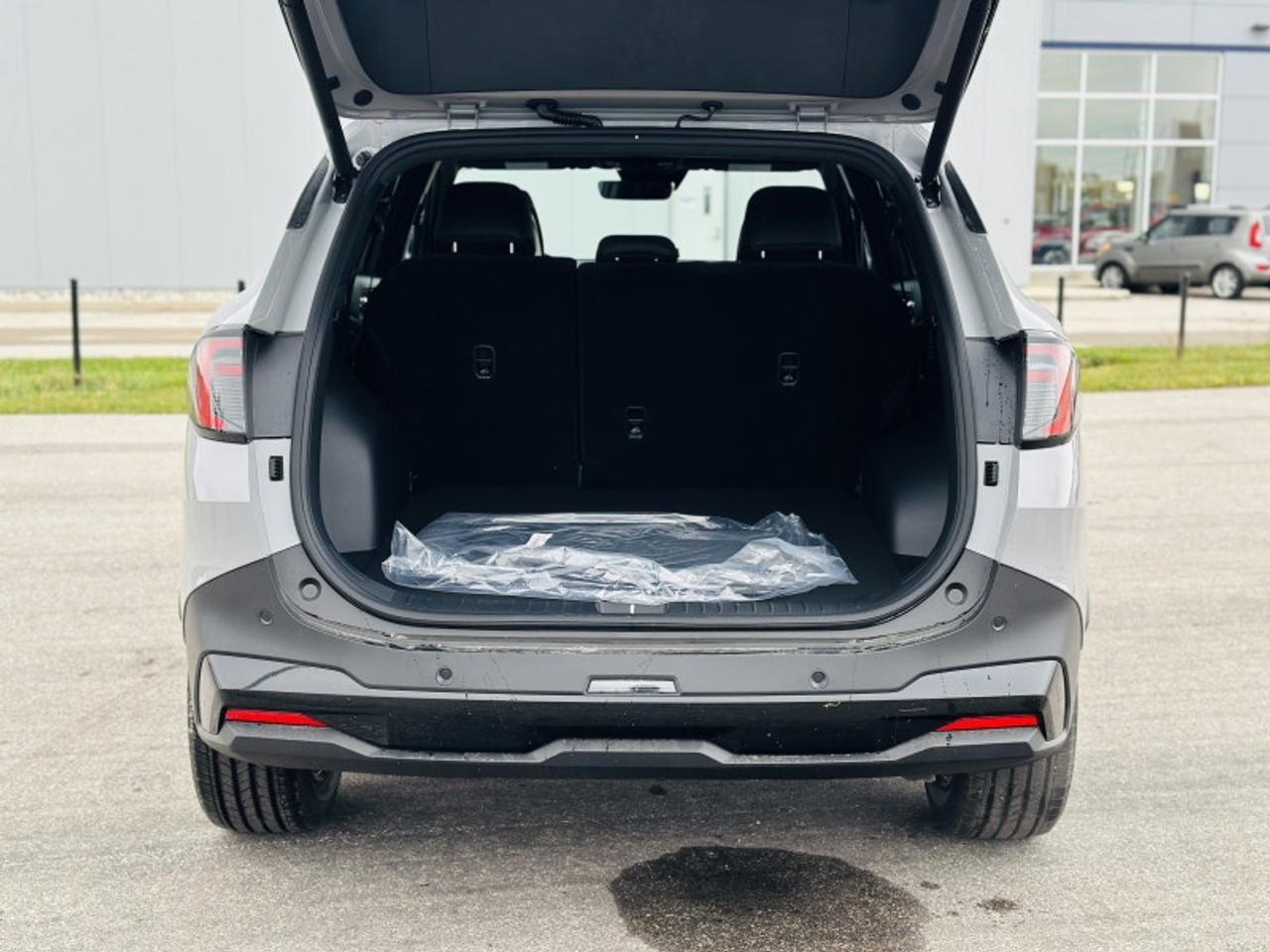 2026 Kia Sportage X-line AWD Photo3