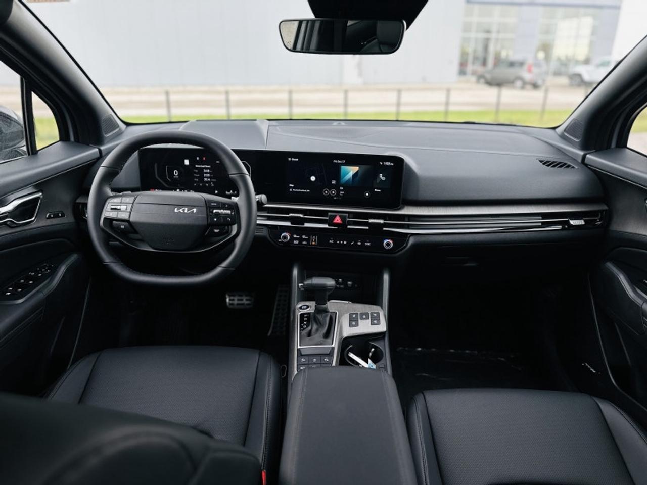 2026 Kia Sportage X-line AWD Photo4