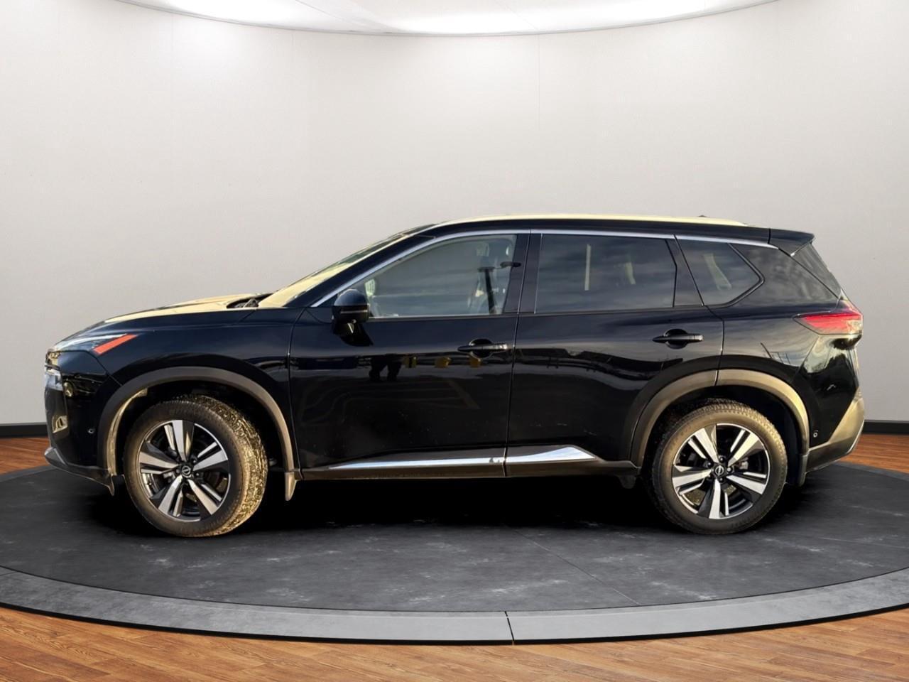 2023 Nissan Rogue SL Photo