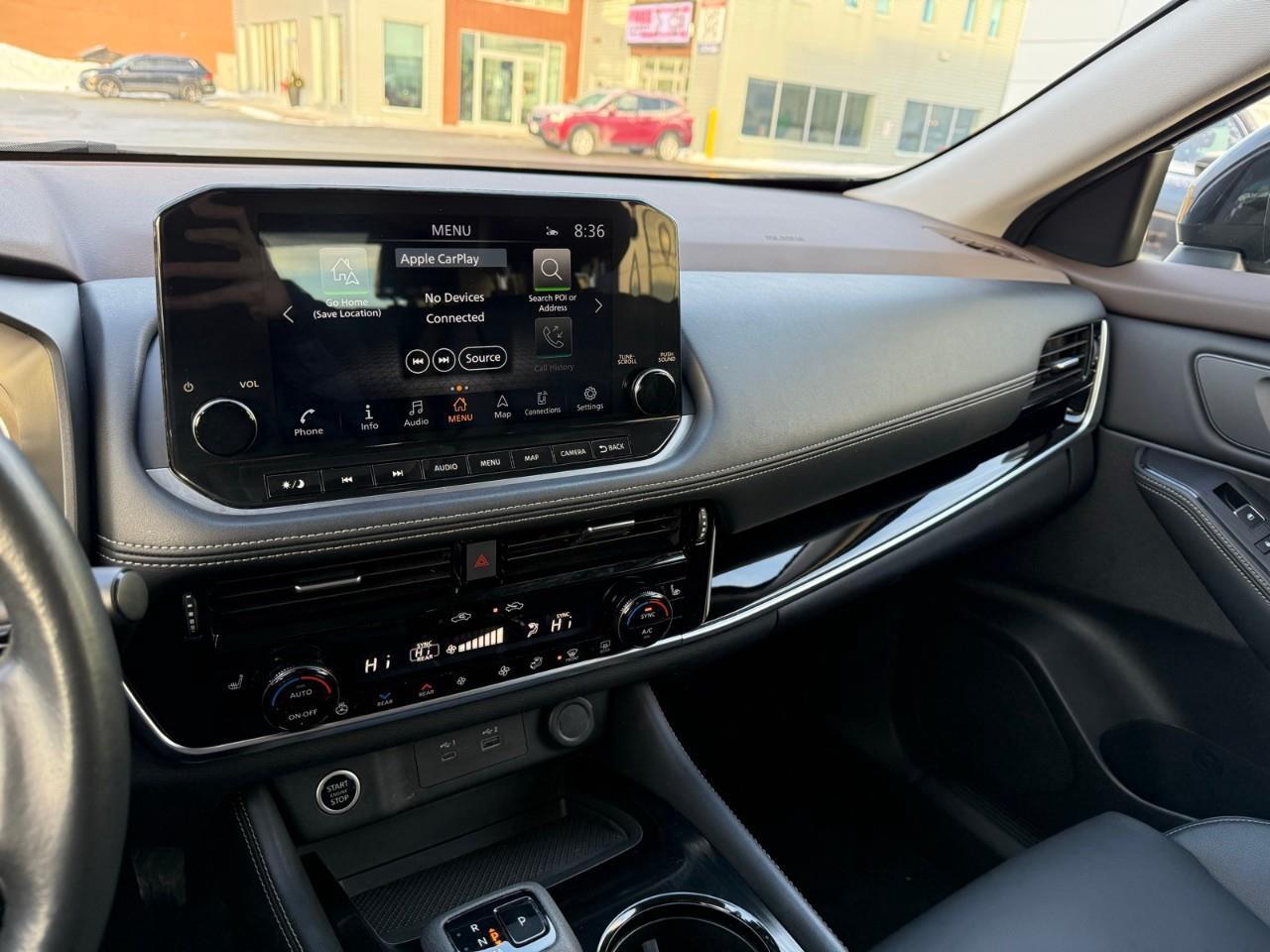 2023 Nissan Rogue SL Photo