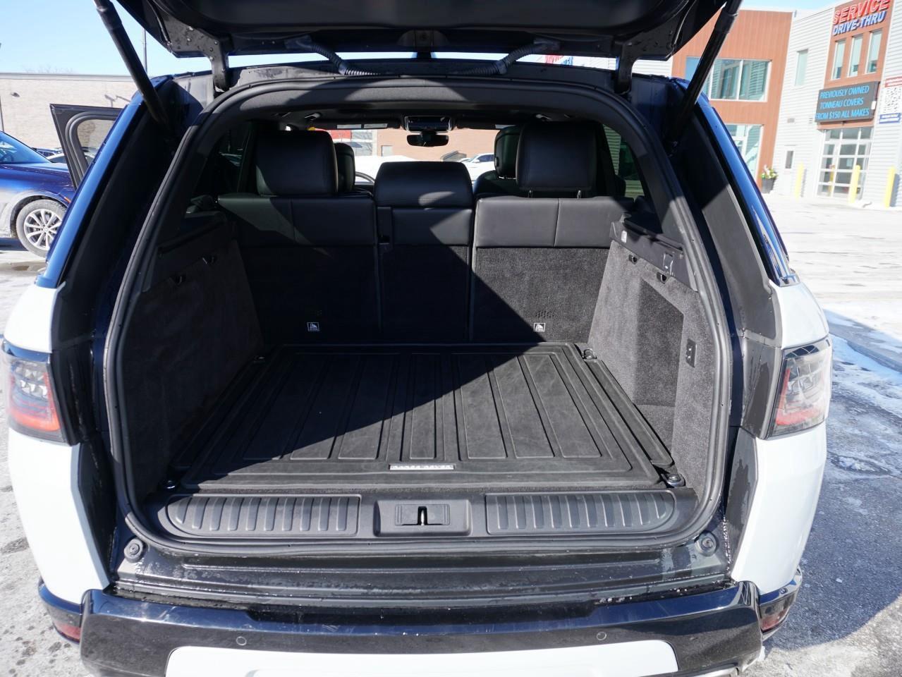 2020 Land Rover Range Rover Sport HSE MHEV Photo