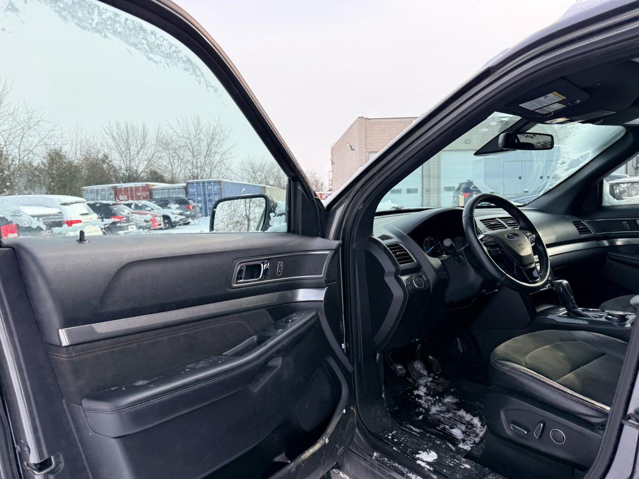 2018 Ford Explorer XLT 4DR 4X4 Photo