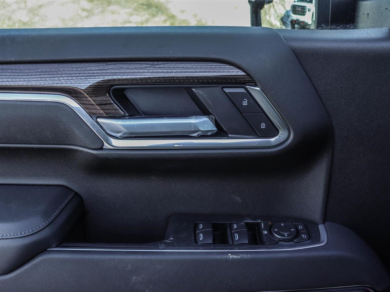 2026 Chevrolet Silverado 1500 Crew Cab Standard Box 4-Wheel Drive RST Photo