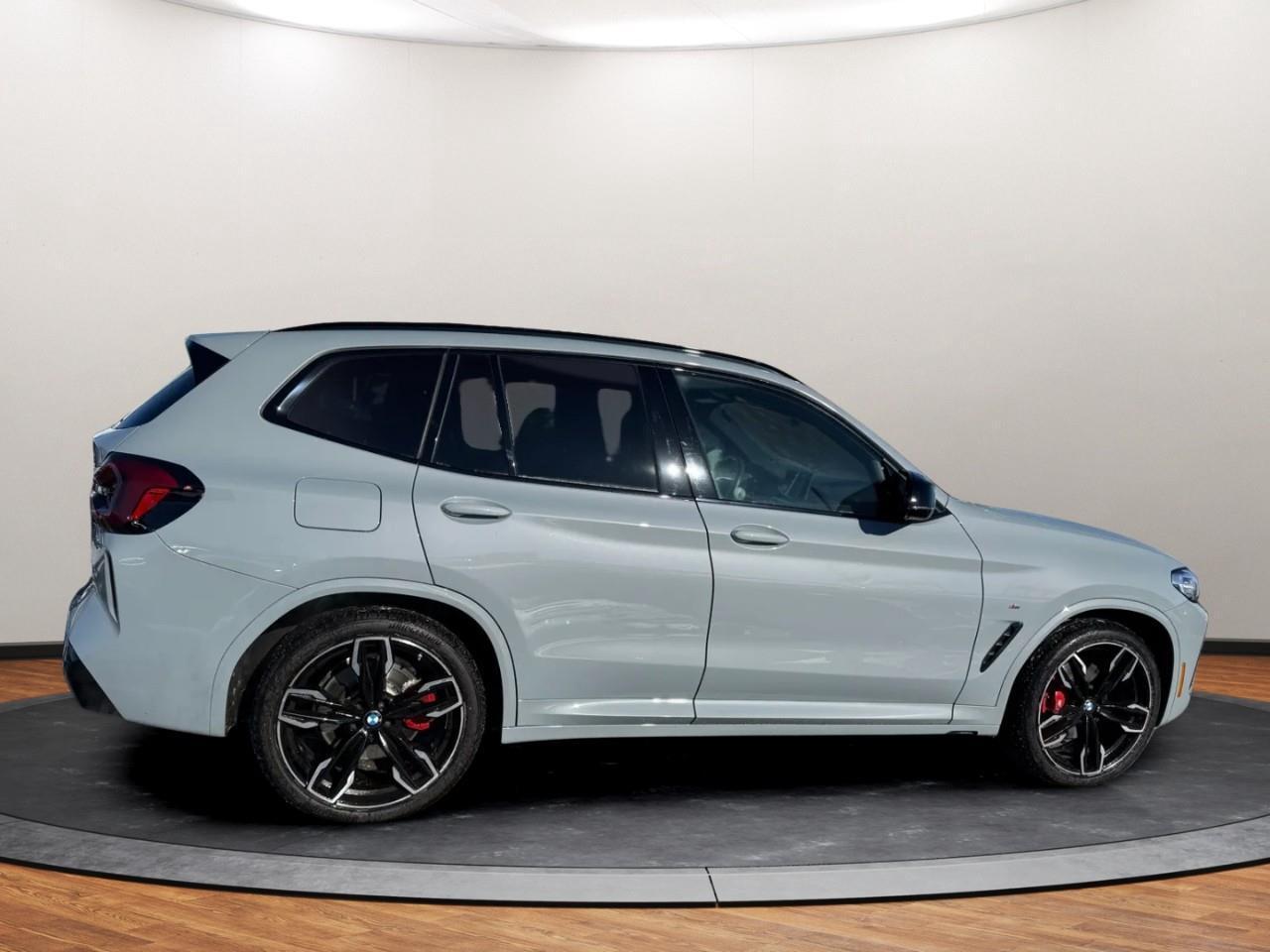 2022 BMW X3 M40i Photo