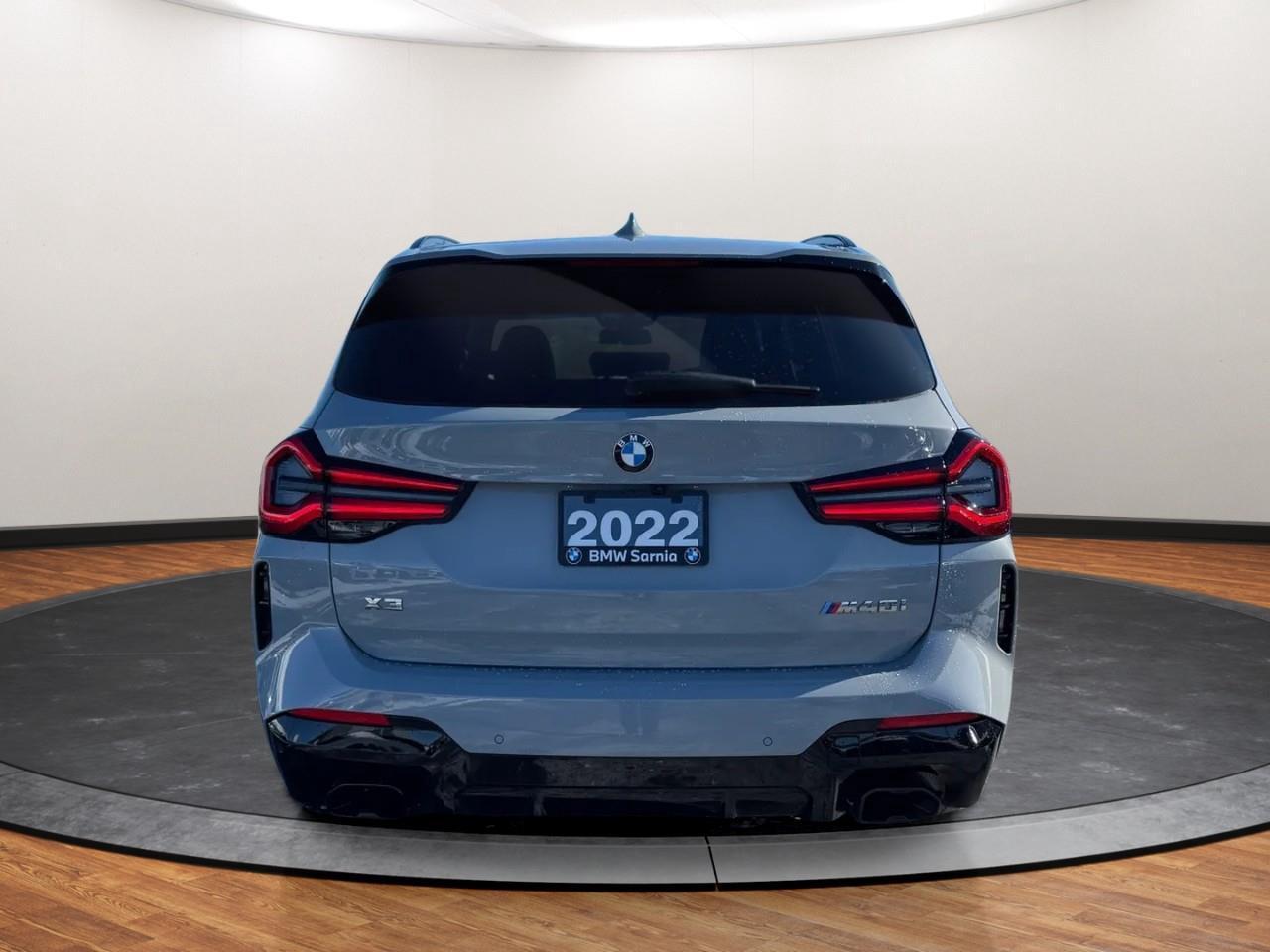 2022 BMW X3 M40i Photo