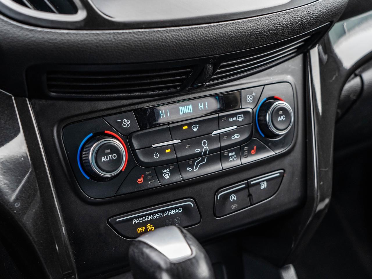 2017 Ford Escape 4WD 4dr SE Photo