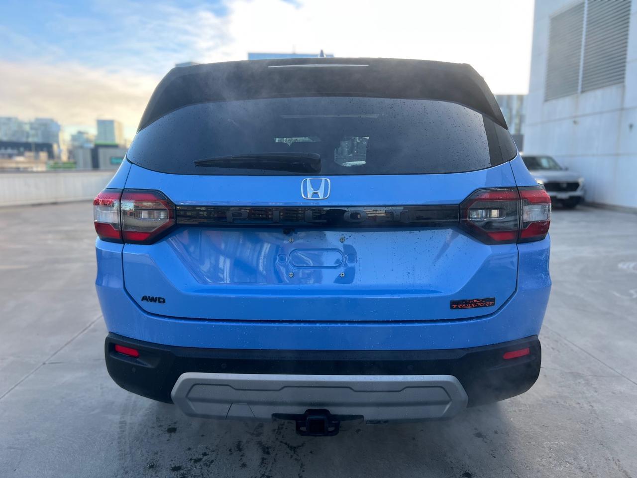 2023 Honda Pilot TrailSport 4dr All-Wheel Drive Photo