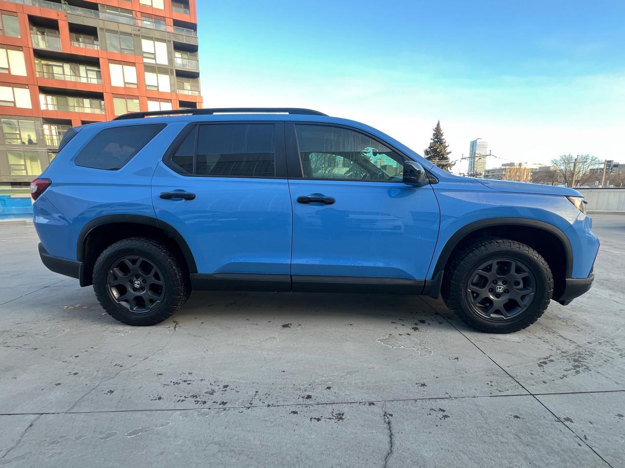 2023 Honda Pilot TrailSport 4dr All-Wheel Drive Photo