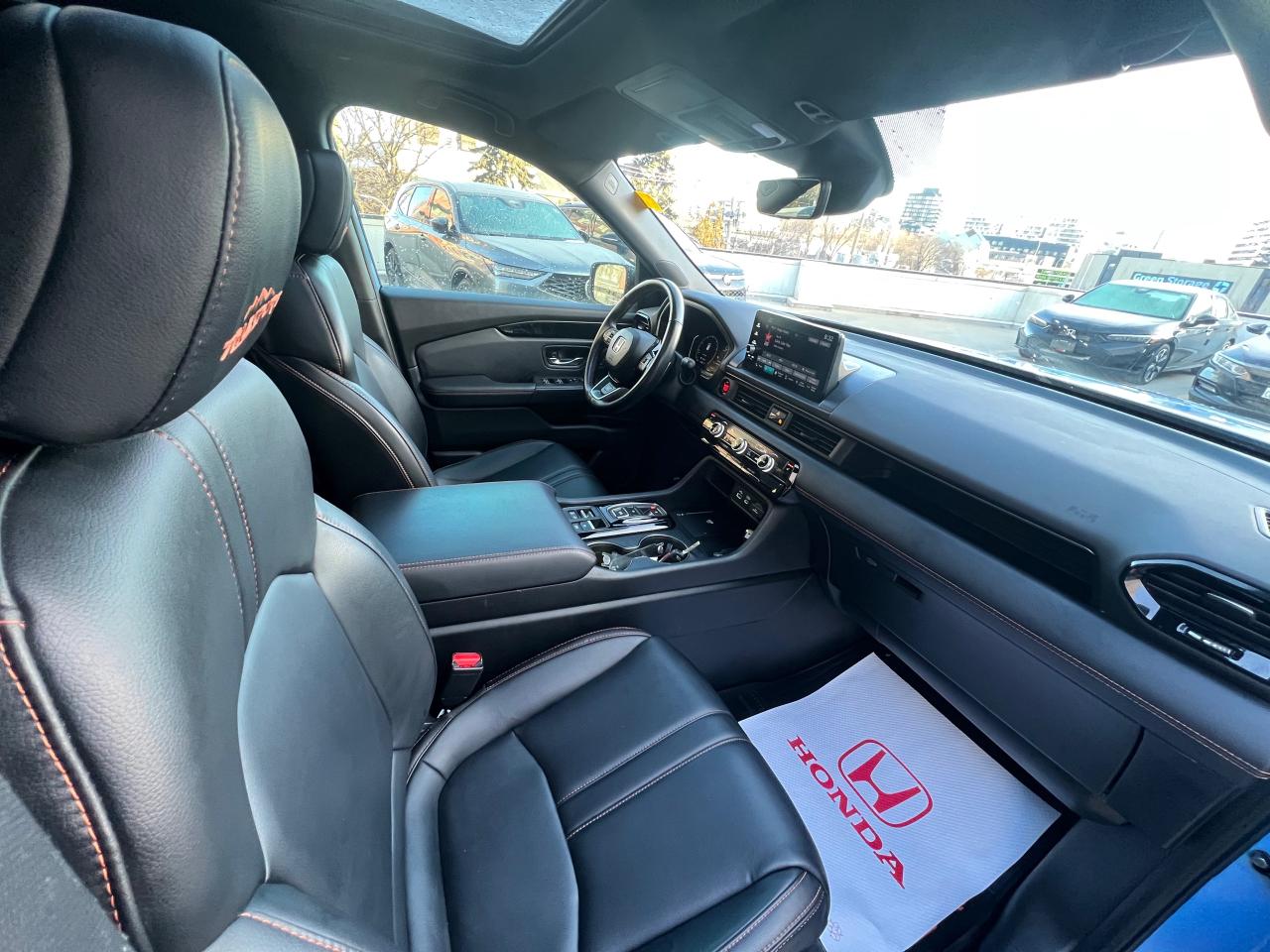 2023 Honda Pilot TrailSport 4dr All-Wheel Drive Photo