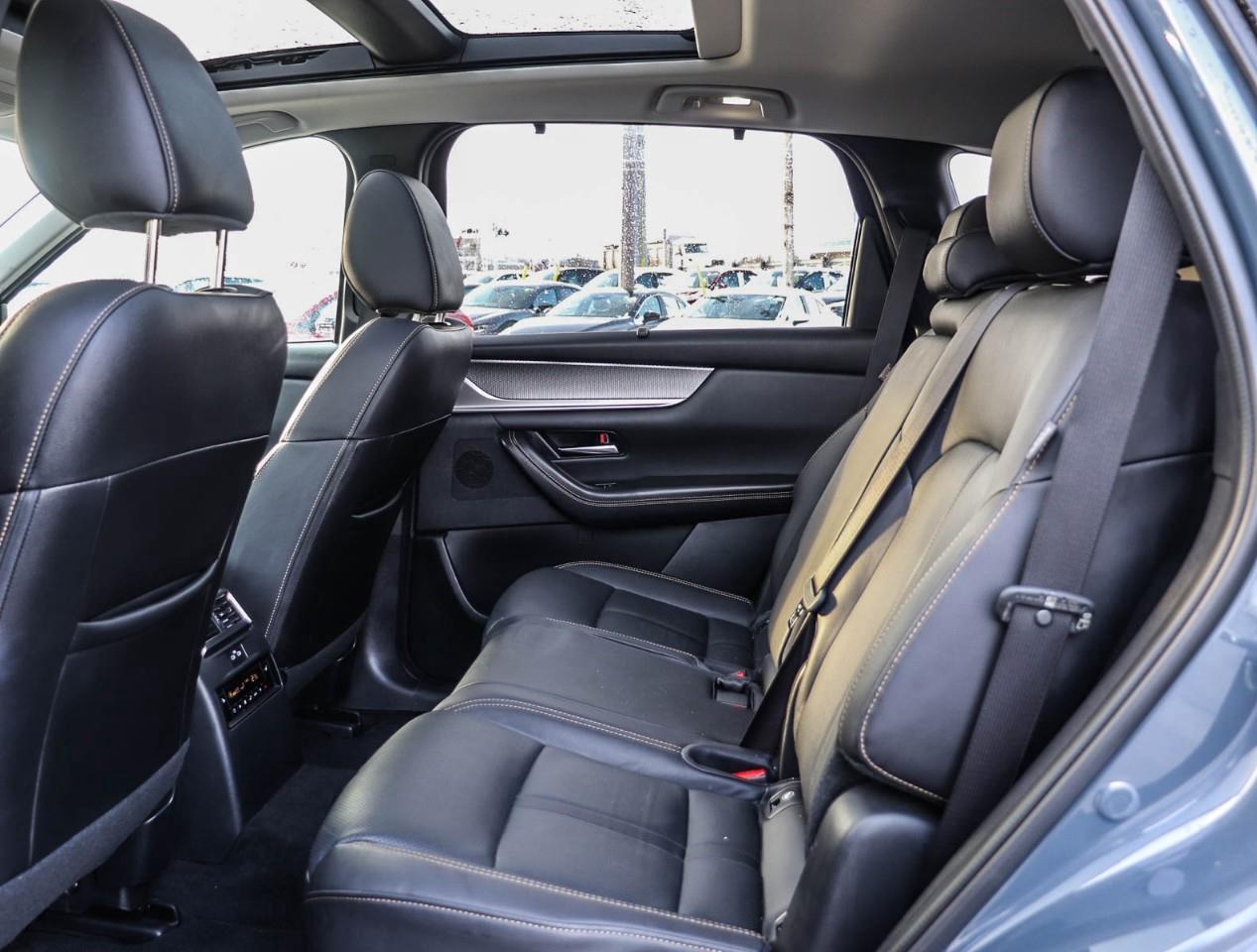 2025 Mazda CX-70 MHEV GT 4dr i-ACTIV All-Wheel Drive Sport Utility Photo