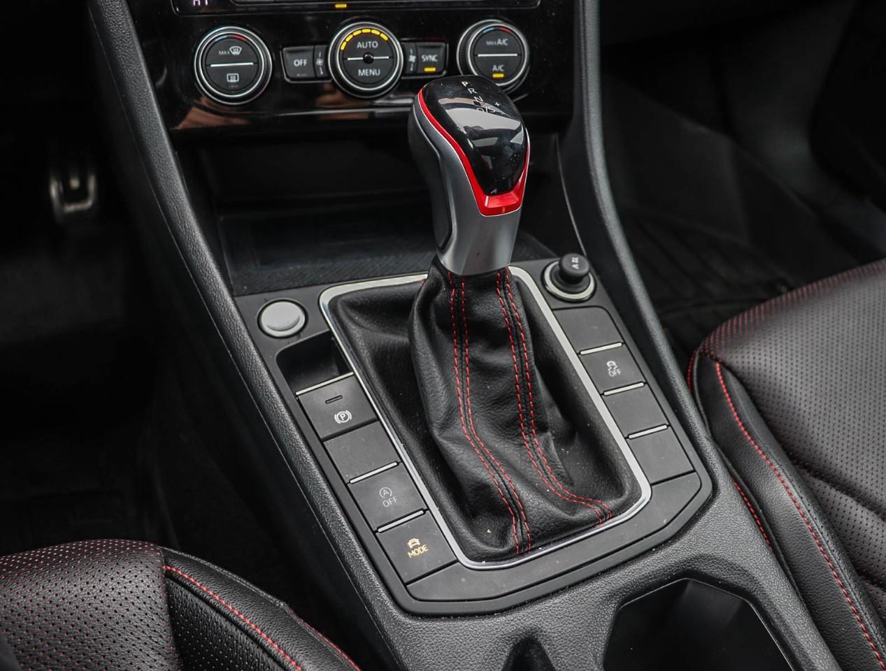 2022 Volkswagen Jetta GLI Base (DSG) 4dr Sedan Photo