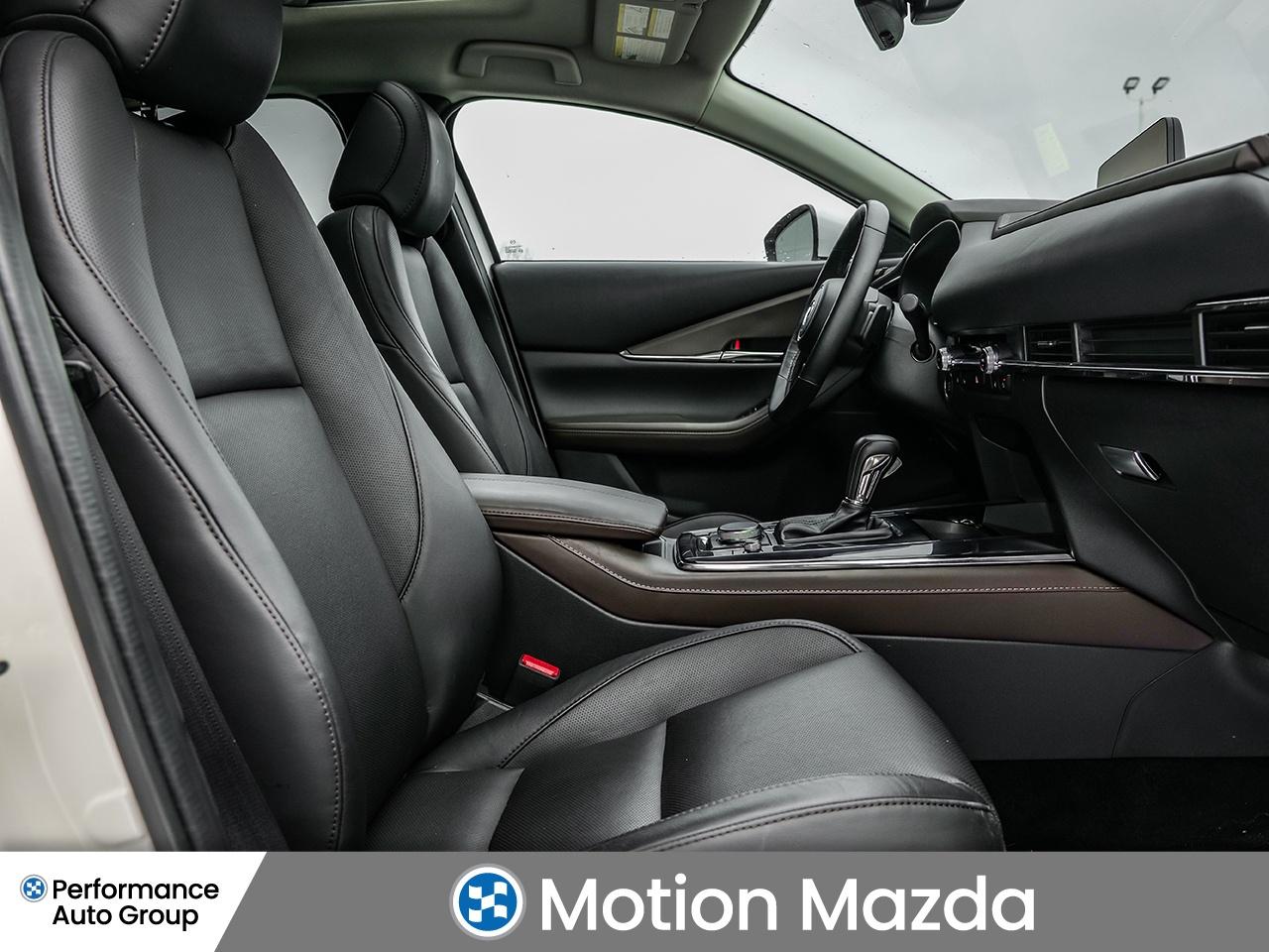 2024 Mazda CX-30 GT AWD   LEASE RETURN   CLEAN CARFAX   CERTIFIED Photo