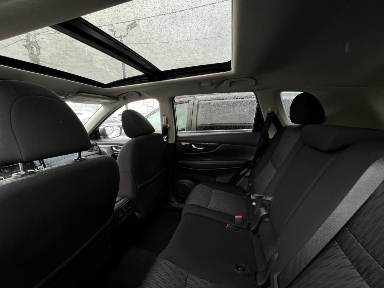 2020 Nissan Rogue SV AWD Pearl White   Pano Roof   Htd Seats   Blind Photo