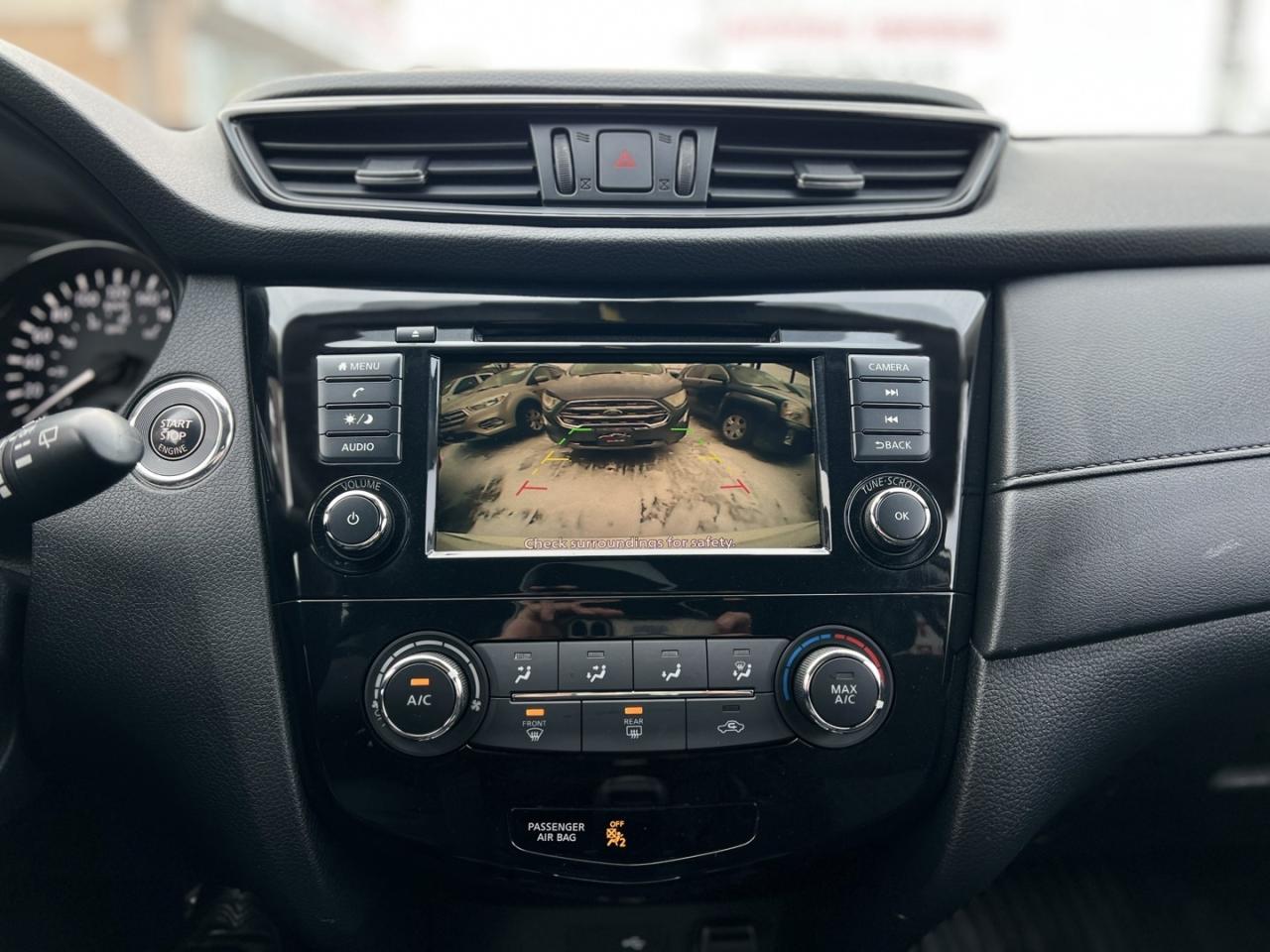 2020 Nissan Rogue SV AWD Pearl White   Pano Roof   Htd Seats   Blind Photo