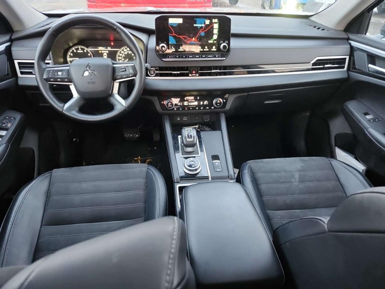 2024 Mitsubishi Outlander SE 4DR S-AWC Photo