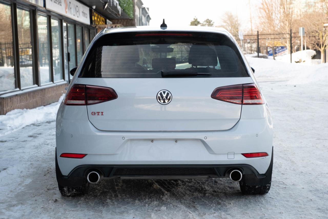 2019 Volkswagen Golf GTI S 6M 4-Door   2 sets of tires Photo4