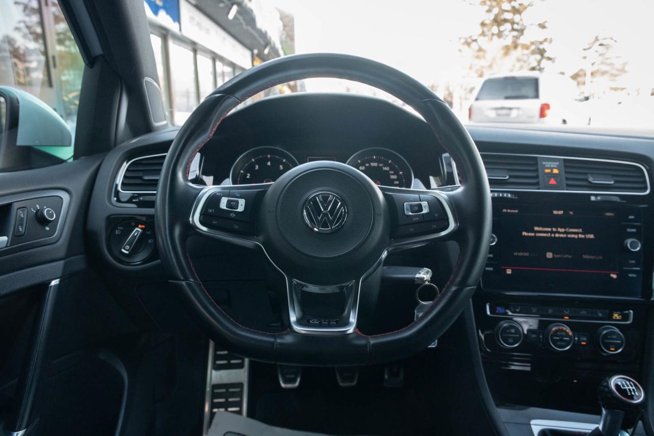 2019 Volkswagen Golf GTI S 6M 4-Door   2 sets of tires Photo
