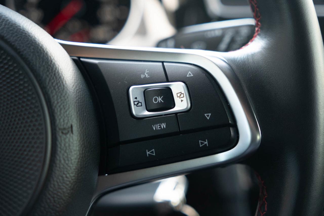 2019 Volkswagen Golf GTI S 6M 4-Door   2 sets of tires Photo