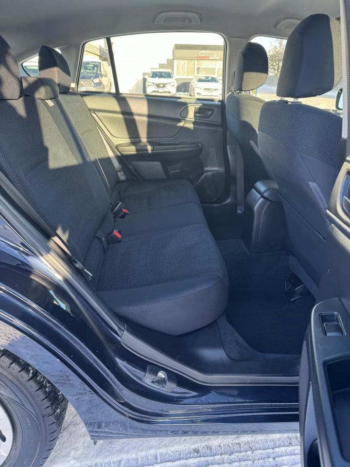 2014 Subaru Impreza AWD 5dr Hatchback Photo