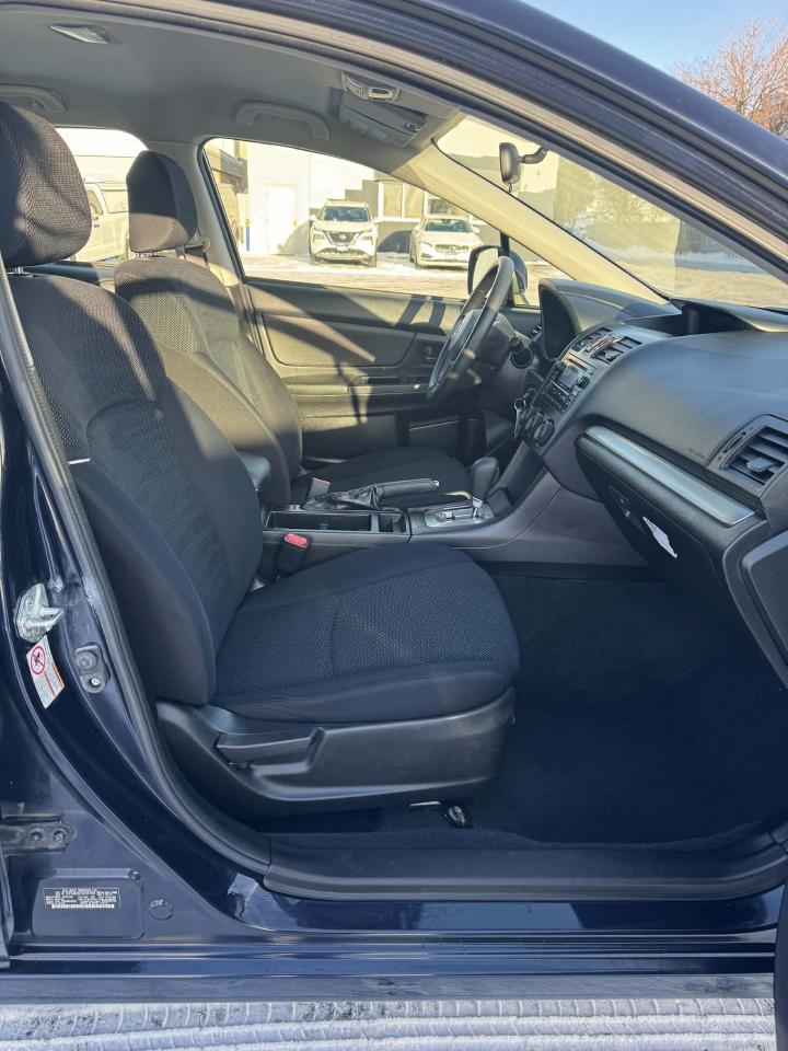 2014 Subaru Impreza AWD 5dr Hatchback Photo