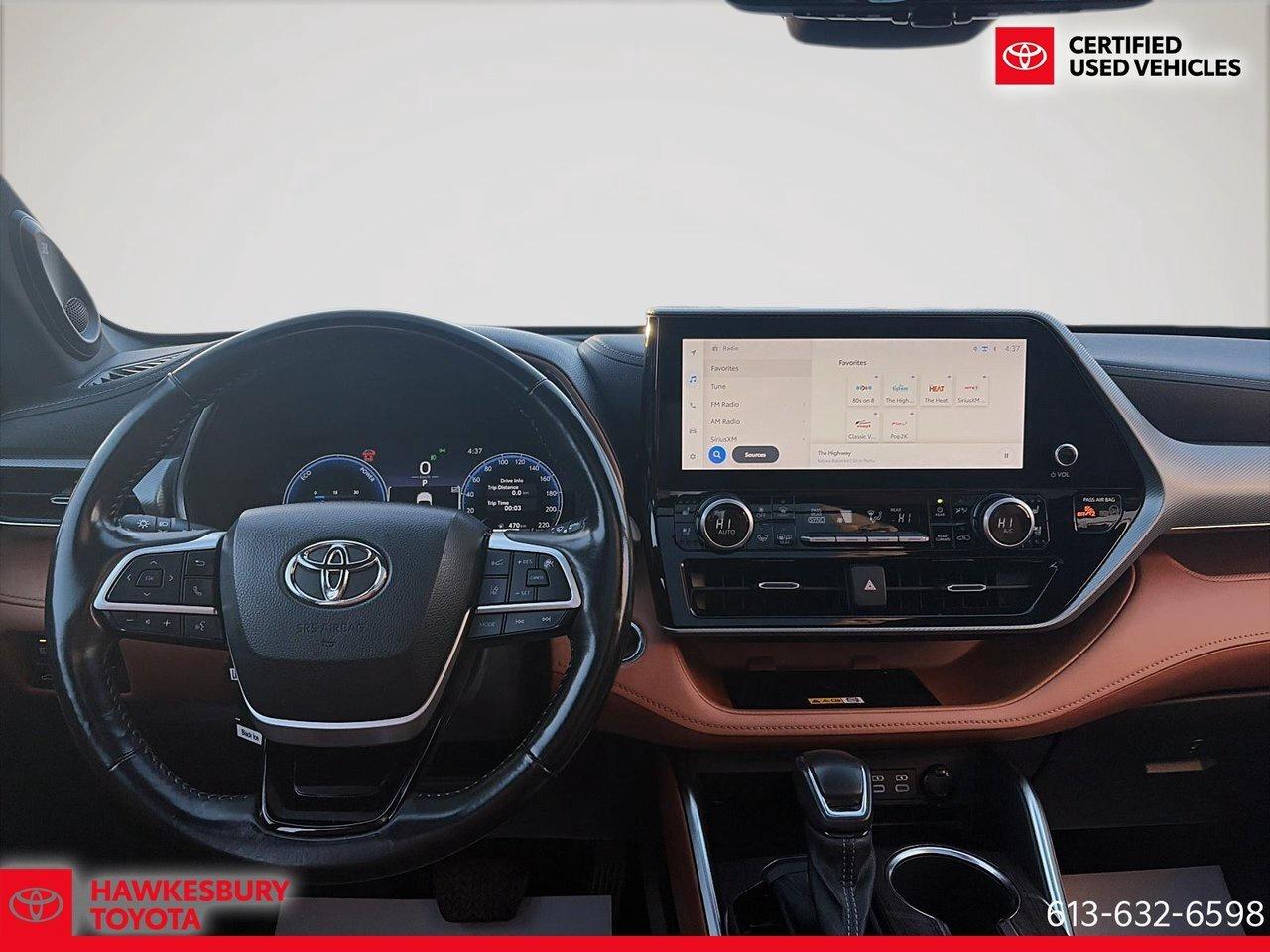 2023 Toyota Highlander Hybrid Limited Platinum Photo