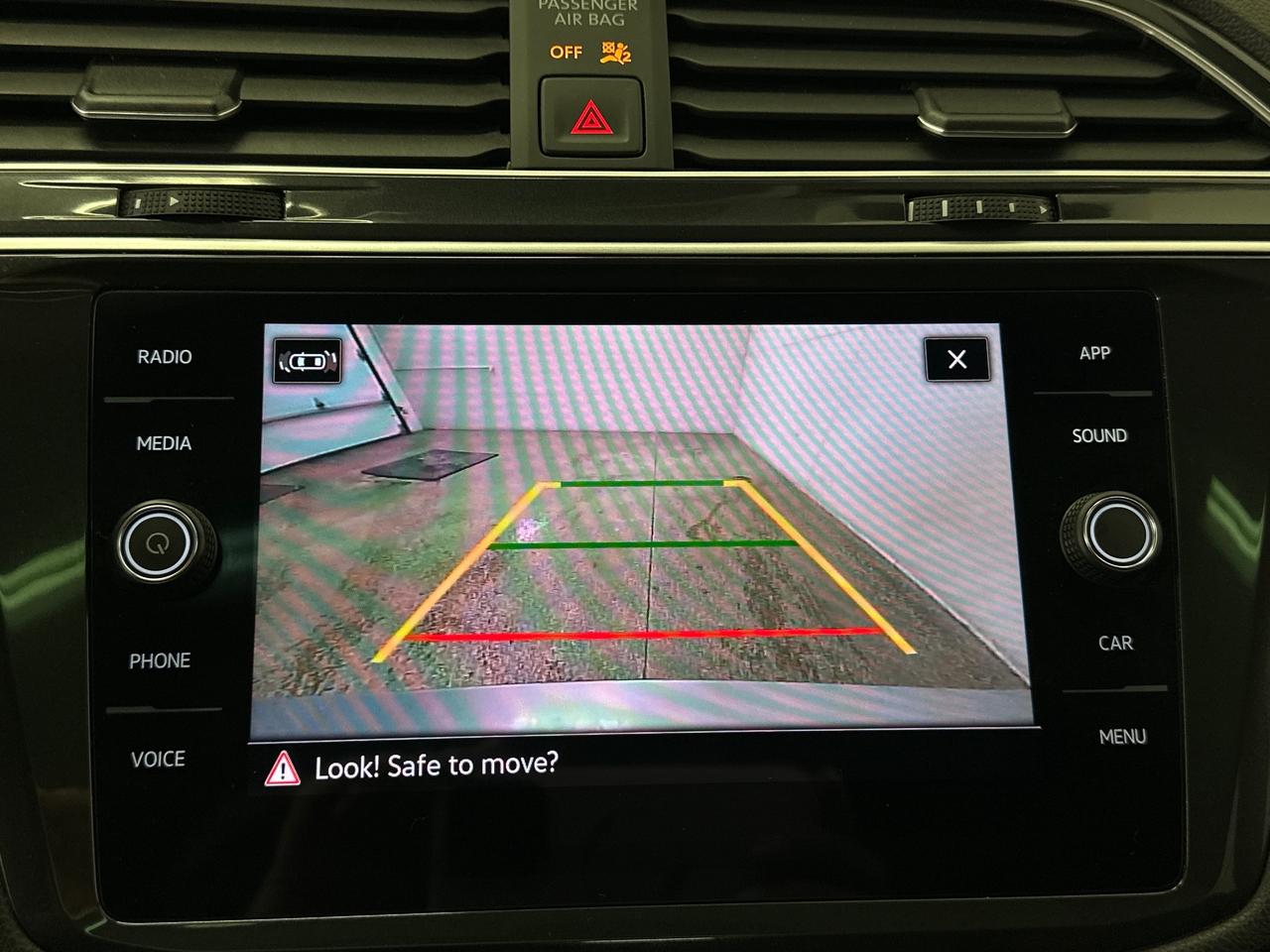 2024 Volkswagen Tiguan Comfortline R-Line Black Edition 4dr All-Wheel Drive 4MOTION Photo