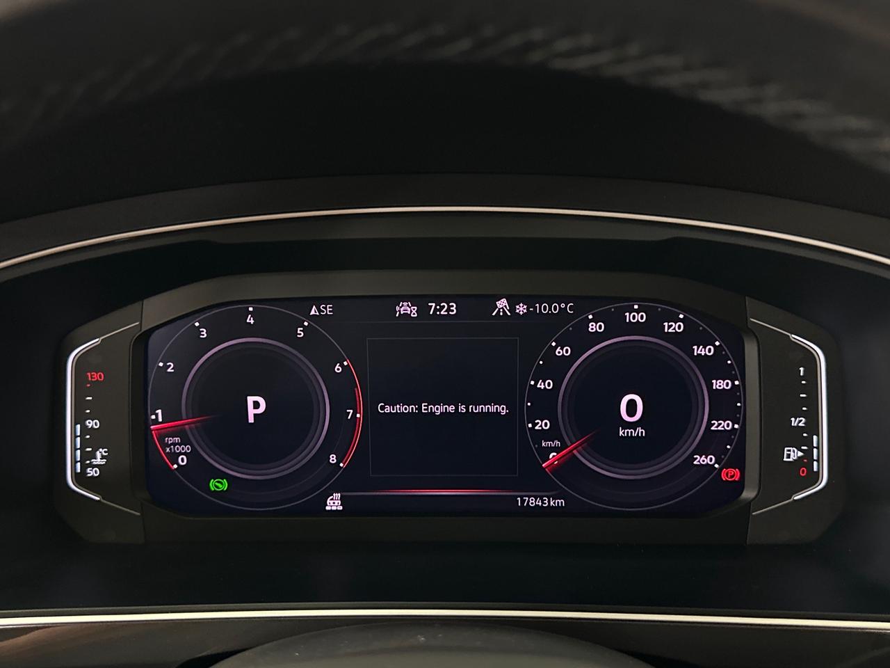 2024 Volkswagen Tiguan Comfortline R-Line Black Edition 4dr All-Wheel Drive 4MOTION Photo