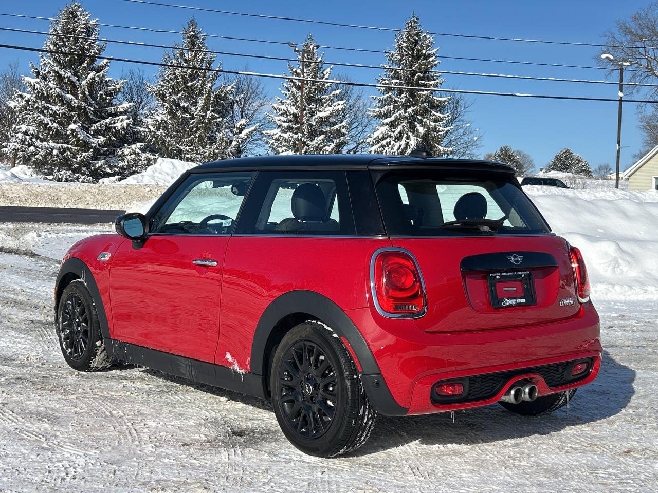 2020 MINI 3 Door Cooper S Photo2