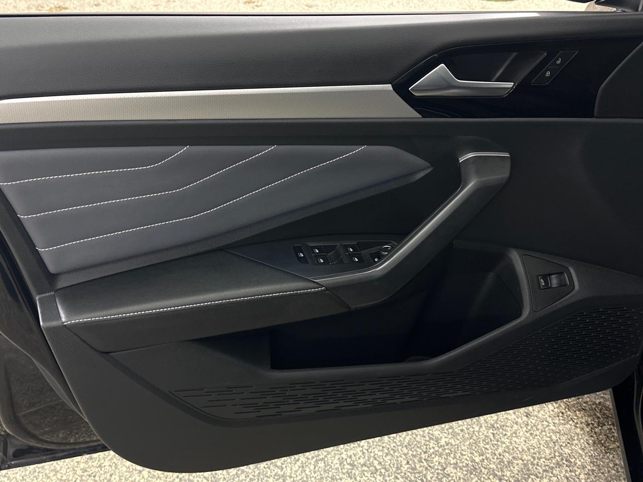 2025 Volkswagen Jetta Comfortline 4dr Sedan Photo