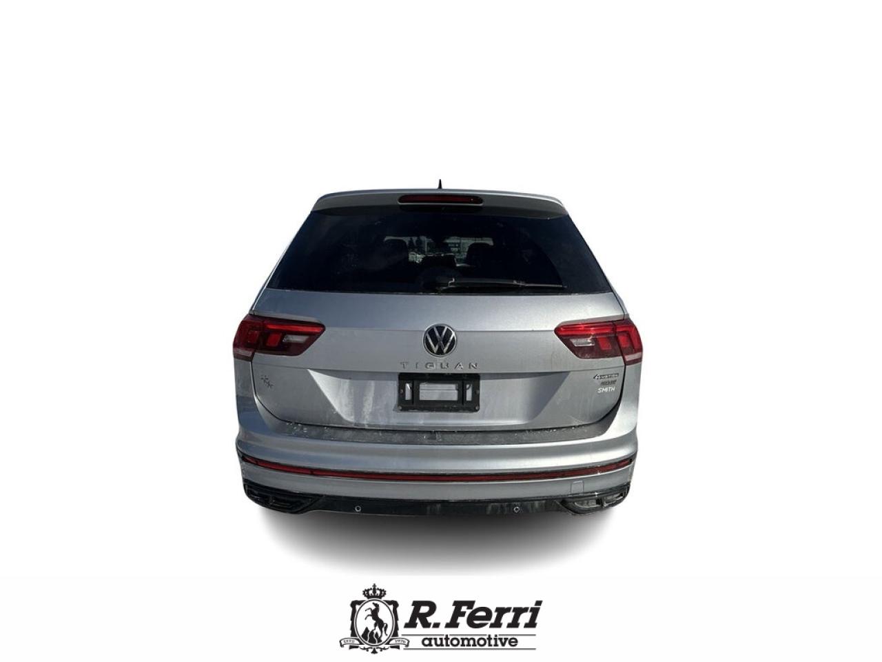 2023 Volkswagen Tiguan Comfortline R-Line Black 4dr All-Wheel Drive 4MOTION Photo