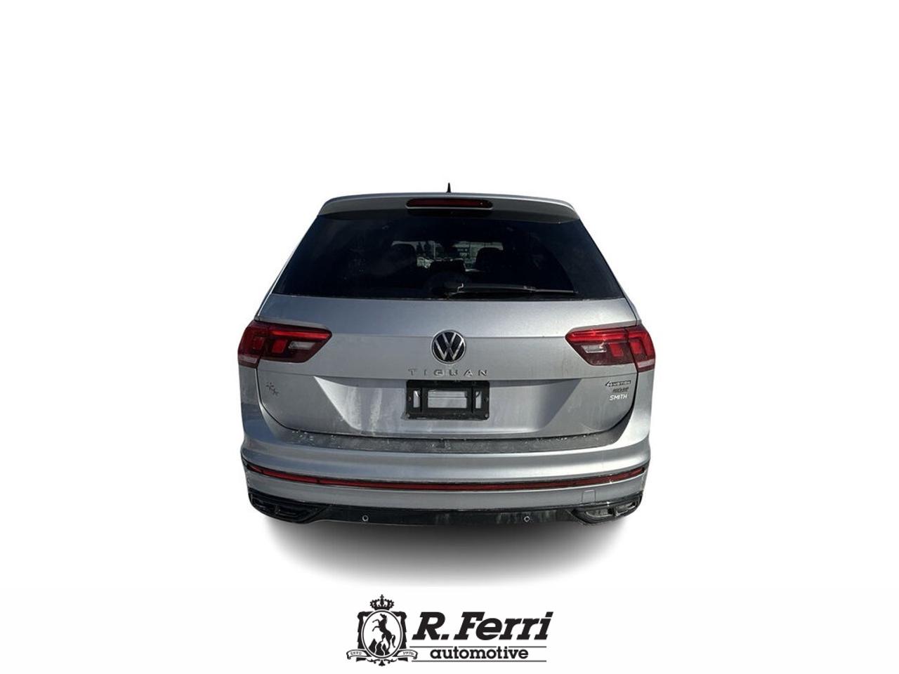 2023 Volkswagen Tiguan Comfortline R-Line Black 4dr All-Wheel Drive 4MOTION Photo