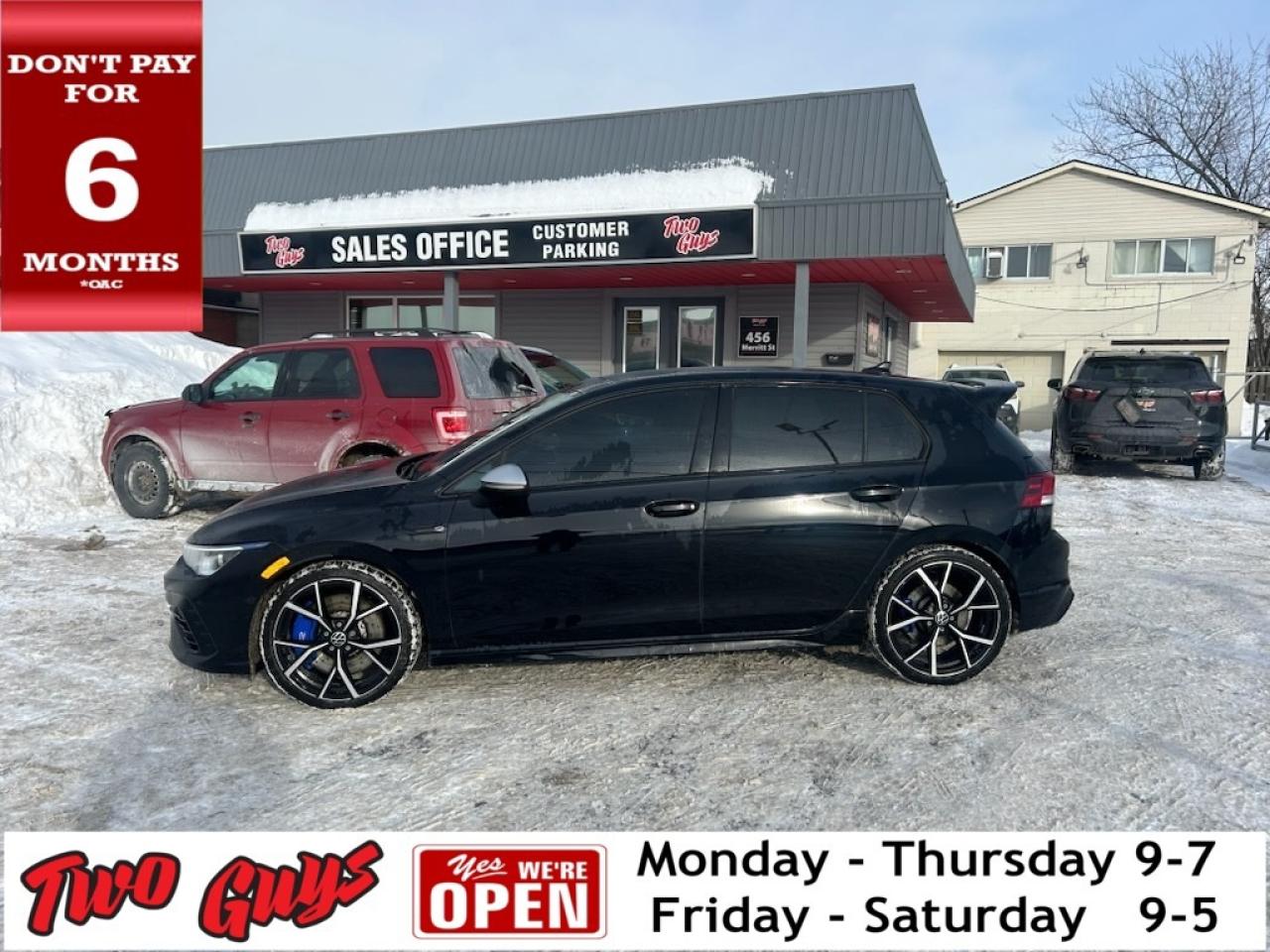 2024 Volkswagen Golf R DSG Leather Sunroof Back Up Camera Photo0