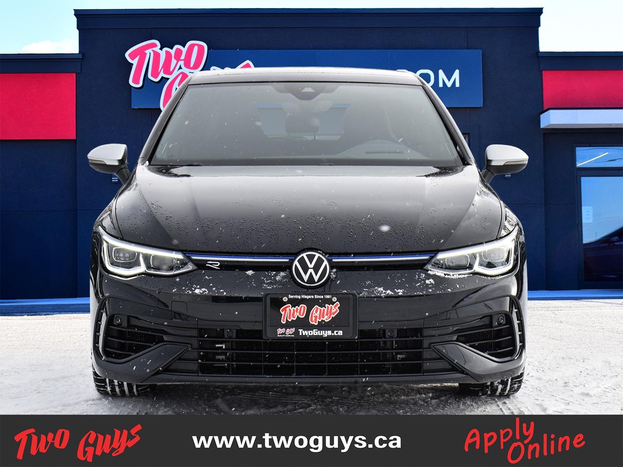 2024 Volkswagen Golf R DSG Leather Sunroof Back Up Camera Photo