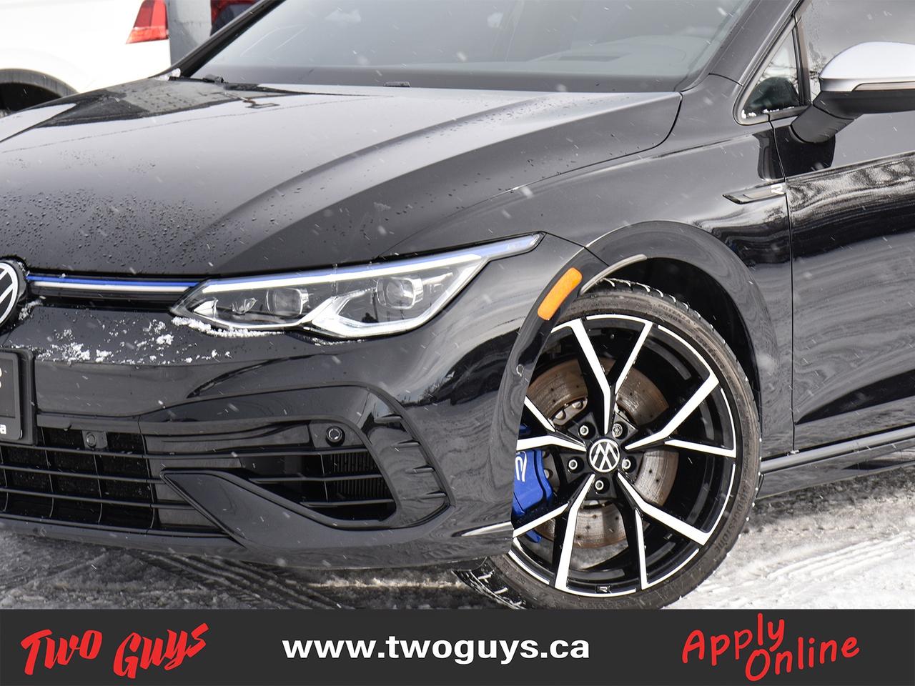 2024 Volkswagen Golf R DSG Leather Sunroof Back Up Camera Photo