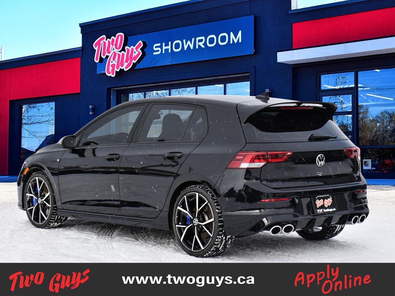 2024 Volkswagen Golf R DSG Leather Sunroof Back Up Camera Photo