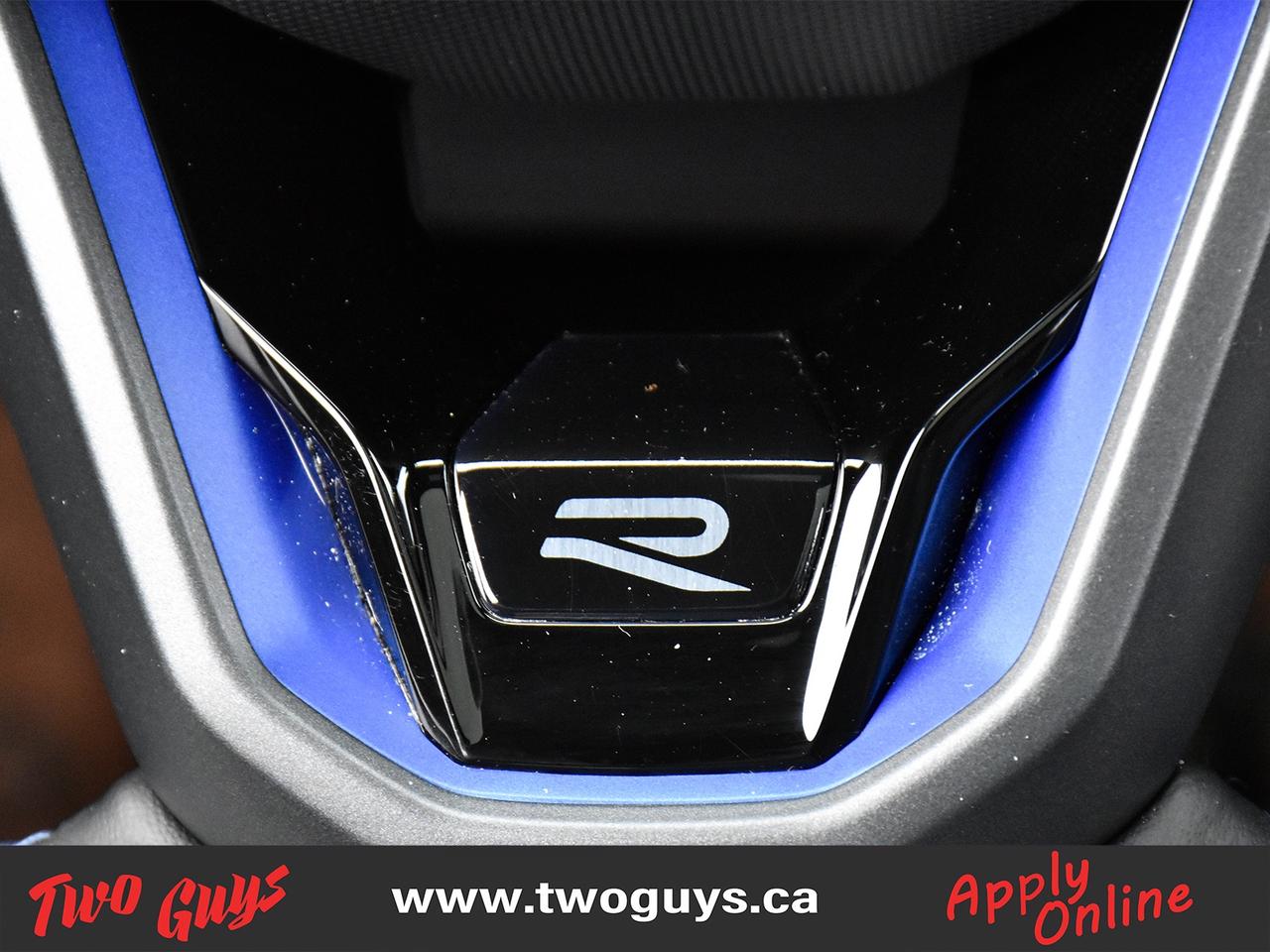 2024 Volkswagen Golf R DSG Leather Sunroof Back Up Camera Photo