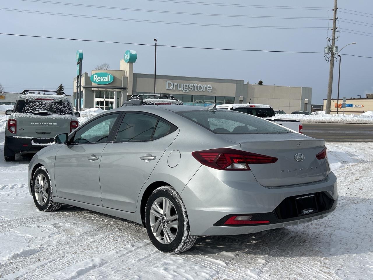 2020 Hyundai Elantra Preferred CALL NAPANEE 613-354-2100 Photo